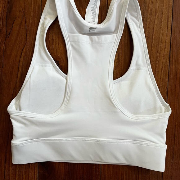 Pristine White Fabletics Powerhold Athleisure Set - Picture 4 of 10